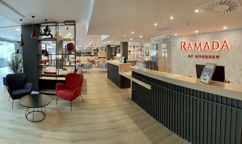Ramada By Wyndham Valencia Almussafes Hotel Ngoại thất bức ảnh